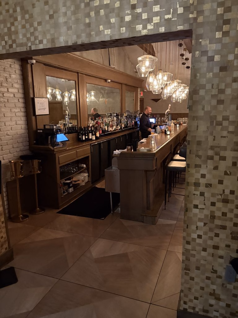 Lamppost Bistro Dining Room Bar